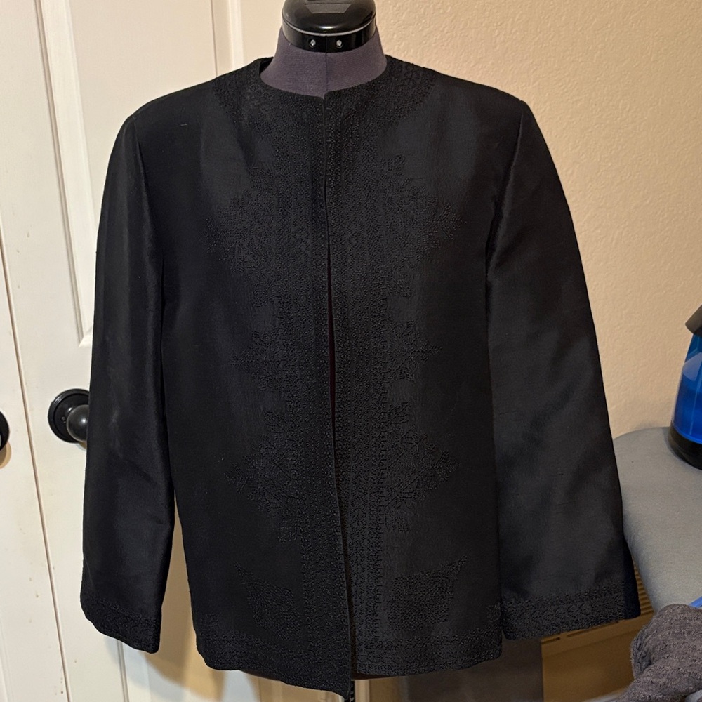 Elegant Black Women's Suit Jacket 100% silk